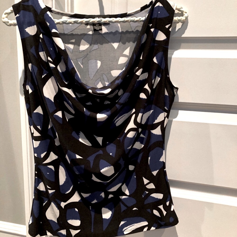 Women’s scoop neck blouse